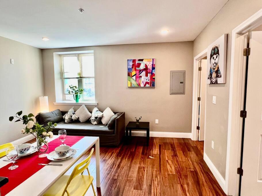 404 Rose In The City 1 Bd Living Room In Center City 필라델피아 외부 사진