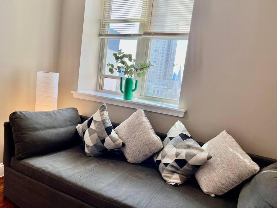 404 Rose In The City 1 Bd Living Room In Center City 필라델피아 외부 사진