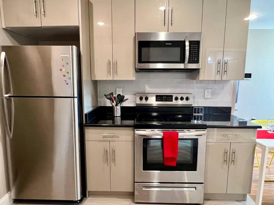 404 Rose In The City 1 Bd Living Room In Center City 필라델피아 외부 사진